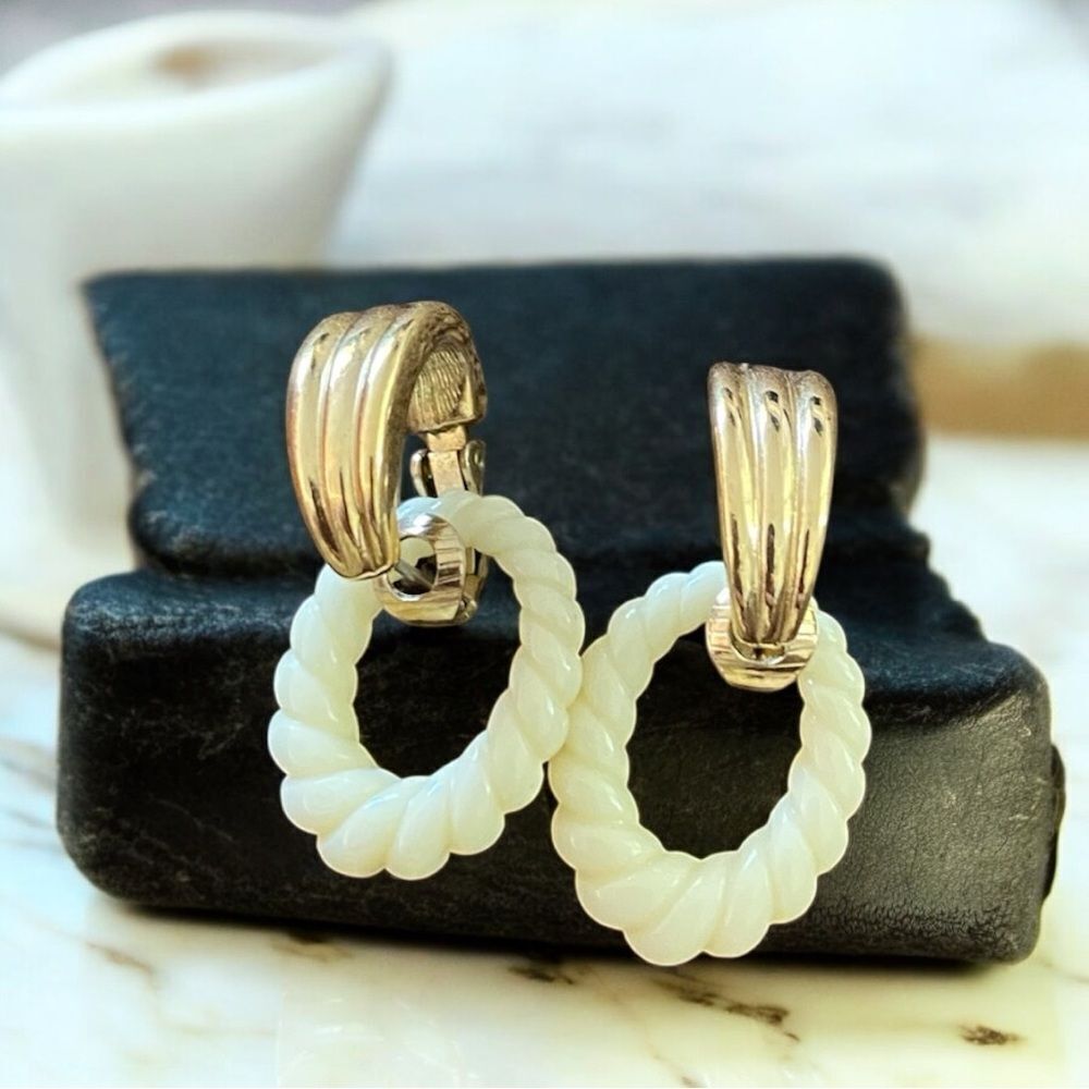 Vintage Avon Gold & White Enamel Hoop Earrings